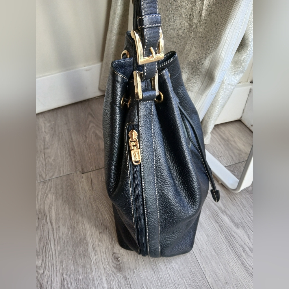 JOYCE Black Leather Drawstring Bag - Picture 4 of 11